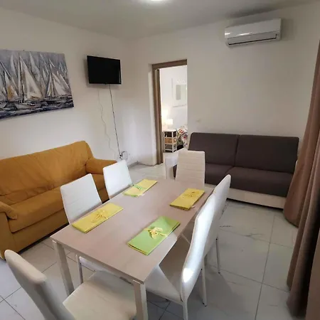 Apartman In San Michele Al Tagliamento 45646 *