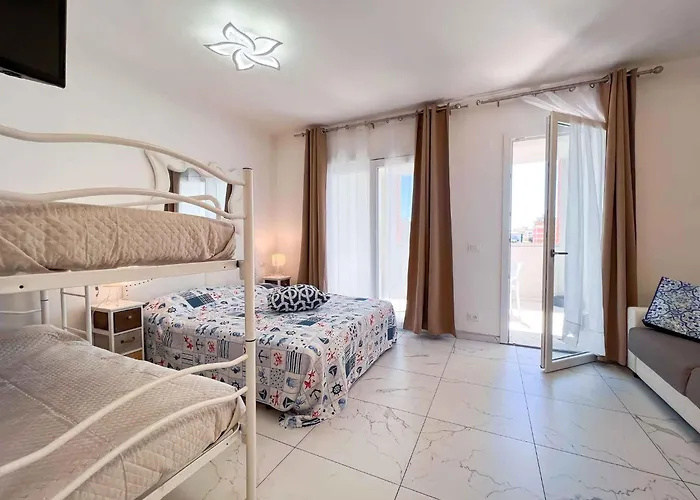 Apartment In San Michele Al Tagliamento 45646 *